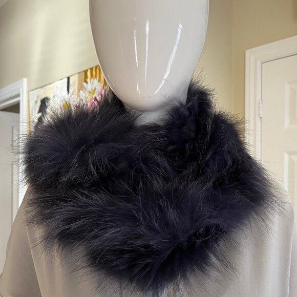 Fox Fur Infinity Scarf in Indigo Blue by Adrienne Landu - Authentic - Picture 3 of 14